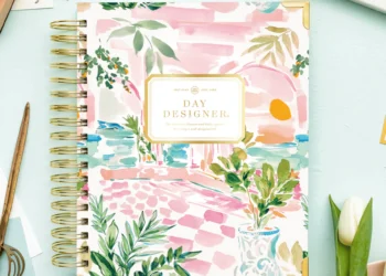 Daily_Capri_pretty_planner_cover_900x